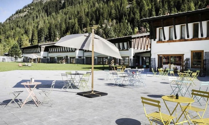 Gressoney-Saint-Jean Appartement | Residence in Gressoney-saint-jean with 3 bedrooms sleeps 10