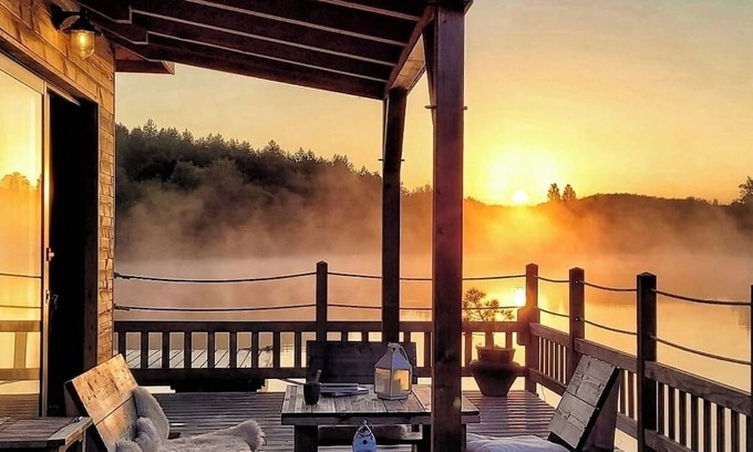 Noyen-sur-Sarthe Cabine | L'observatoire, Cabane Flottante Pour 4 Personnes