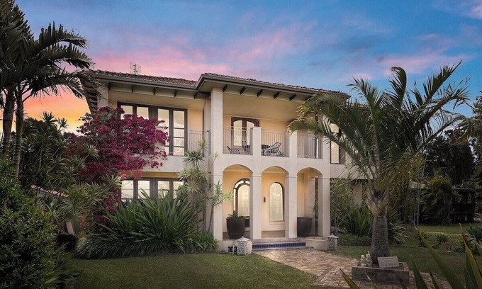 Swan Bay Maison | Casa Pacifica - A trip to Spain, 2 Hours From Sydney. Luxury Waterfront Villa, Escape, Relax, Reset.
