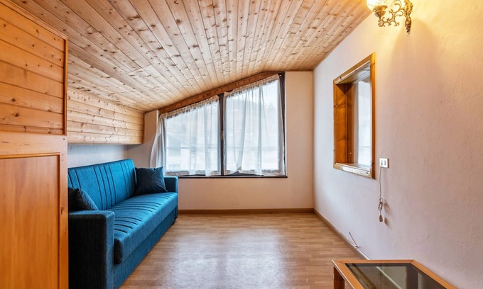 Baselga di Pine Appartement | Apartment 'Casa Ravanelli 3' with Mountain View and Shared Terrace