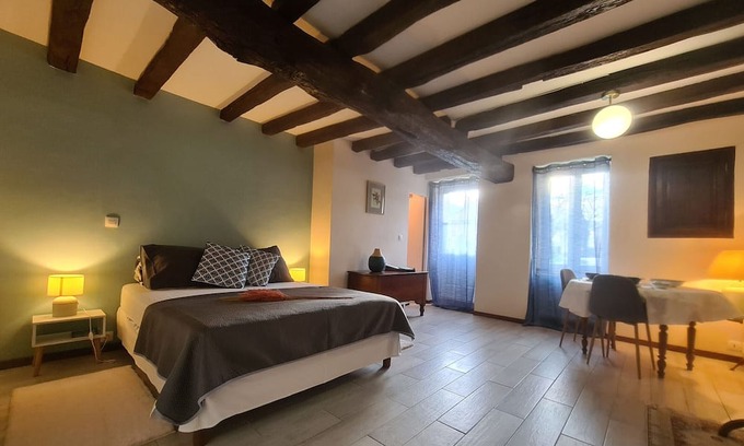 Nohant-Vic Lit Et Petit-Déjeuner | Guestroom Nohant-Vic, studio flat, 2 persons