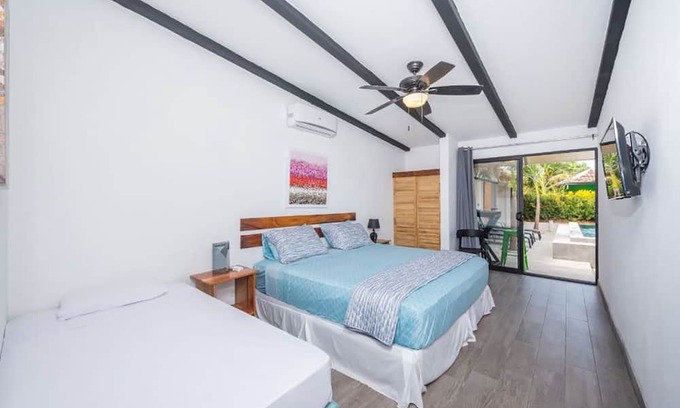 Santa Barbara Maison | $$$ White House $$$