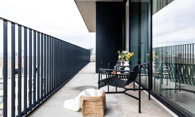 Stalingrad Appartement | Corner Apartment Summ