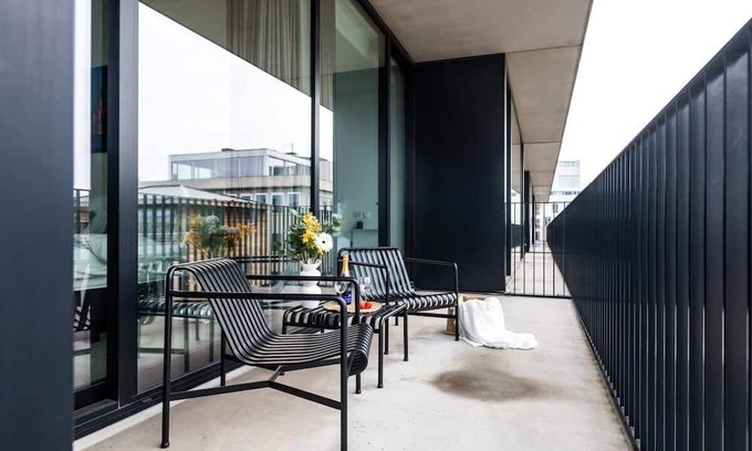 Stalingrad Appartement | Corner Apartment Summ
