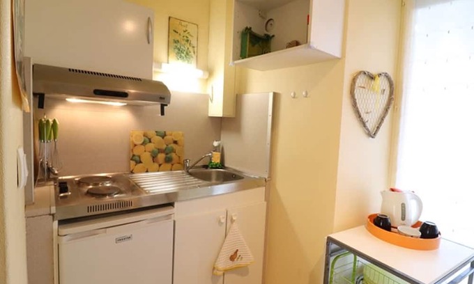 Calvinet Appartement | Studio Puycapel-Calvinet, studio flat, 2 persons
