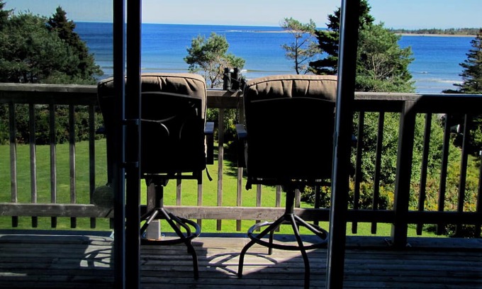 Brooklyn Copropriété | Beachfront Condo, Beach Meadows, Nova Scotia. Perfect Summer Rental.