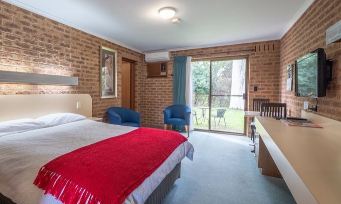 Eildon Maison | Eildon Parkview Motor Inn. Room 12