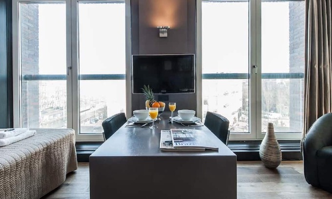 Helmersbuurt Appartement | 3BR TRANQUIL FAMILY RENTAL NEXT TO VONDELPARK