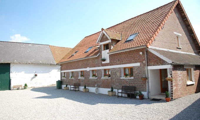 Capelle-les-Hesdin Maison | Accommodation / Gîtes / Spacious
