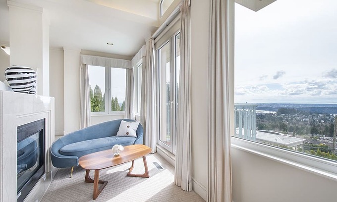 West Vancouver Maison | Maison spectaculaire avec vue sur l'eau!
