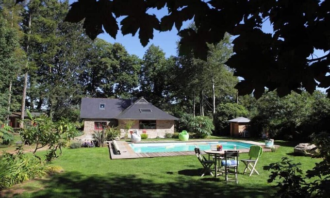 Coray Maison | House between land and sea, private heated pool 20 minutes from the beaches