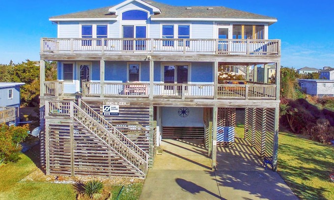 Salvo Maison | Oceanview - Dog Friendly, Pool, Hot Tub, Game Room