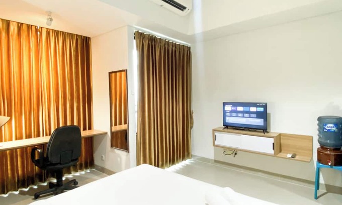 South Tambun Appartement | Simple Studio At Lrt City Bekasi Apartment By Travelio