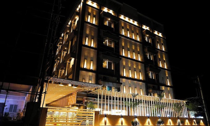 Tirupati Hôtel | Hotel MS Pride - Prime Located