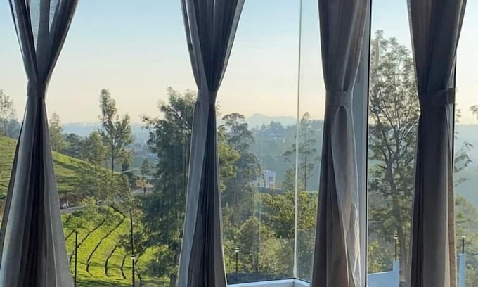 Wellington Hôtel | Malaiosai S Happy Valley And Misty Mount