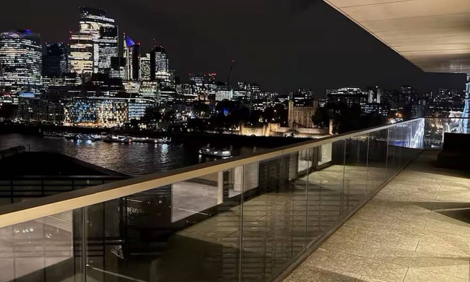 Riverside Appartement | Large Nice Direct Views Tower Bridge Sleeps 8