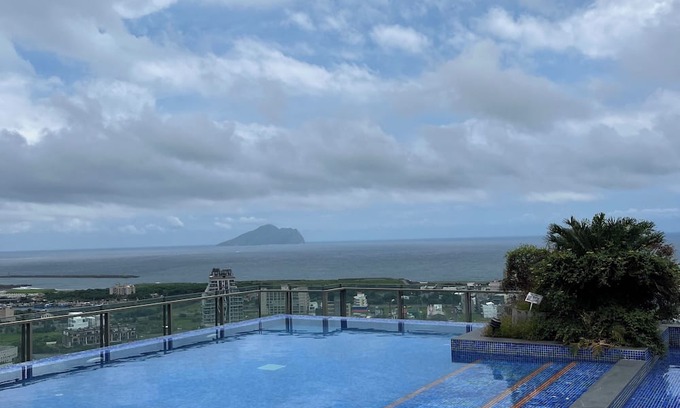 Toucheng Maison | Indulge in a private hot spring with a breathtaking view of Turtle Island, Yilan