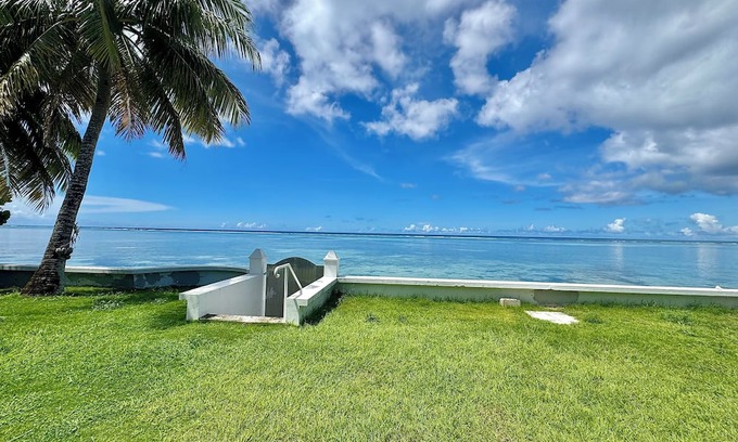 San Antonio Maison | Sunset Beach House