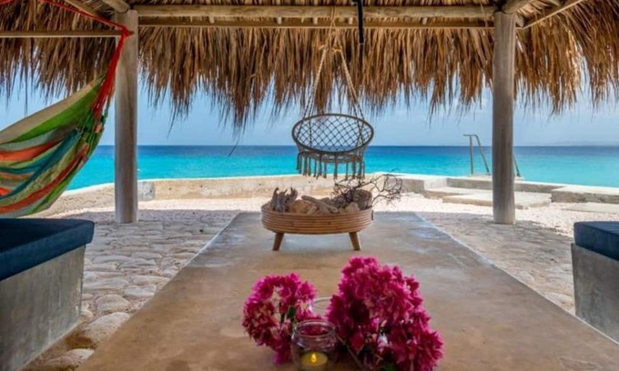 Kralendijk Maison | Luxury villa with private pool and private beach