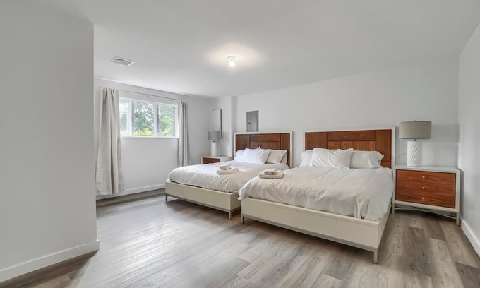 Chester Maison | Luxury in the Woods, Pool, Privacy & Peace