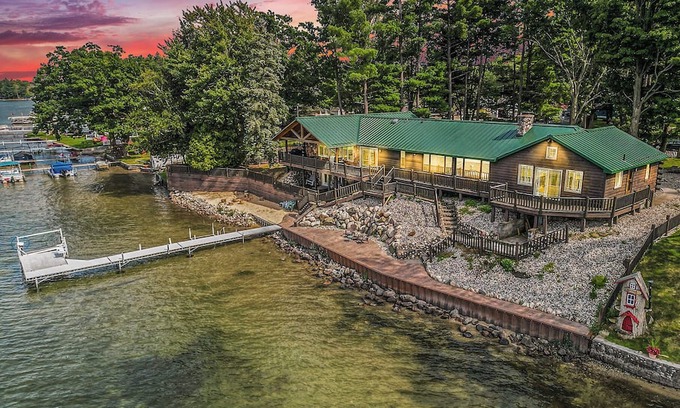 Lake Maison | Spacious 5BR Lakefront House w/Indoor Pool/Hot Tub, 2 Kitchens, Firepit, & More