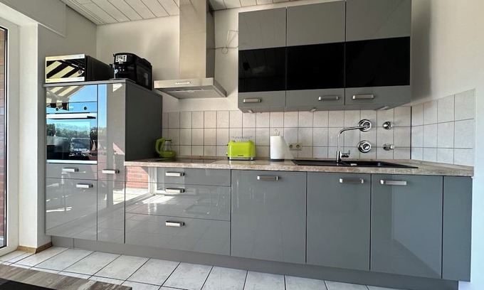 Roggendorf/Thenhoven Appartement | Modern, spacious apartment with home office and balcony