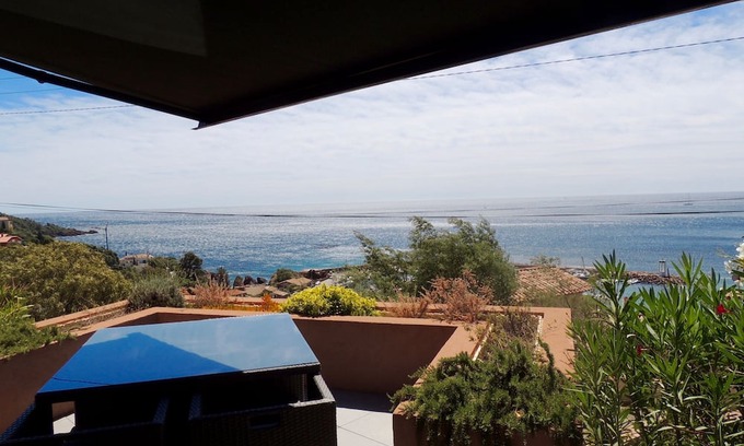 Espero-Pax Appartement | Apartment with fantastic sea views