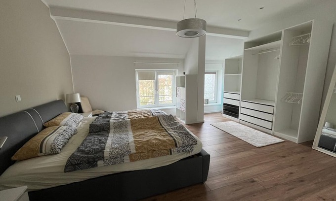 Hattingen Appartement | Large gallery apartment near the old town of Hattingen.