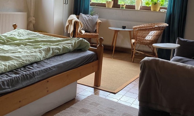 Herbrechtingen Maison | Quiet vacation apartment in the countryside. Ideal for hikers and bikers. Garden included