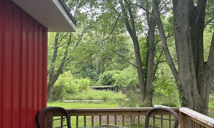 Middlesex Maison | Charming River Retreat in Naples Ny