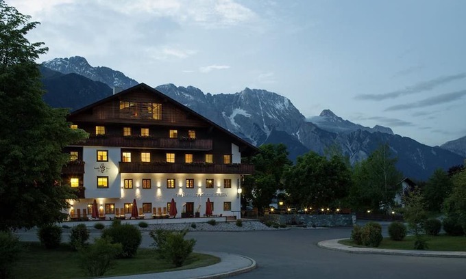 Obsteig Maison | Comfort room SMALL - s'Kluane HP - DER STERN - Inn and country hotel since 1509