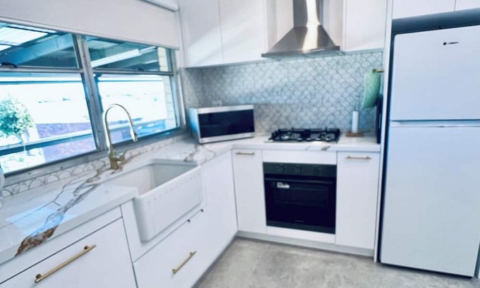 Jacana Maison | Home with a view 15 minutes from the airport!