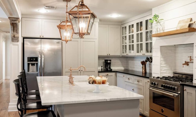 McGregor Maison | The Carriage House FIXER UPPER Season 3/Close to Waco