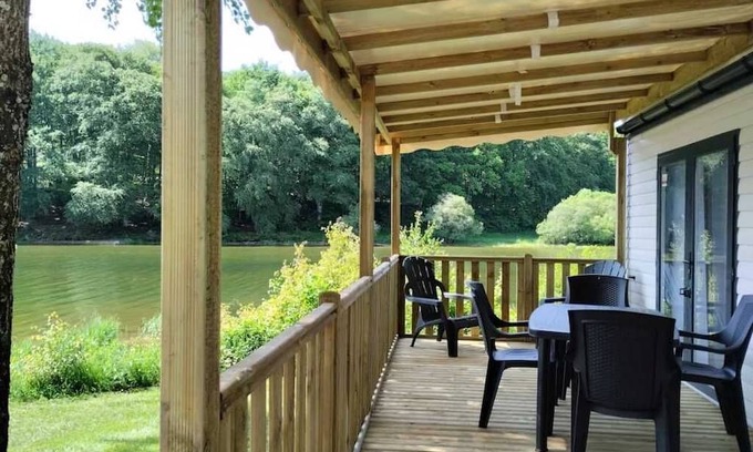 Alrance Maison | Camping 3 étoiles - Piscine - ccaadgd