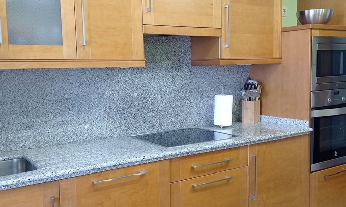 Naron Appartement | Apartamento Faísca, Cerca de Todo y Lejos de lo que no Hace Falta Vut-co-003384