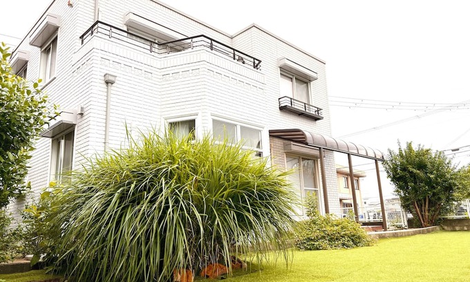 Omihachiman Maison | Prime Location, Spacious, 2BA, Quiet, 35 Min to Kyoto