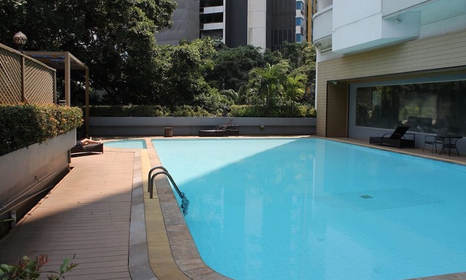 Makkasan Copropriété | Chic 2-bedroom condo with WiFi, AC in brilliant Krung Thep Maha Nakhon