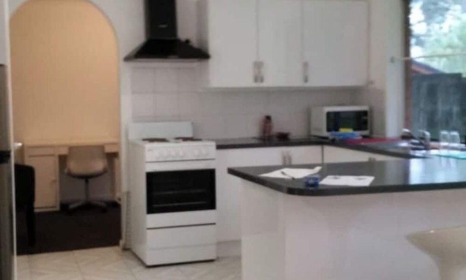 Eagleby Maison | Logan Hospital & Dreamworld not too far away. Quiet area. Carers must Disclose