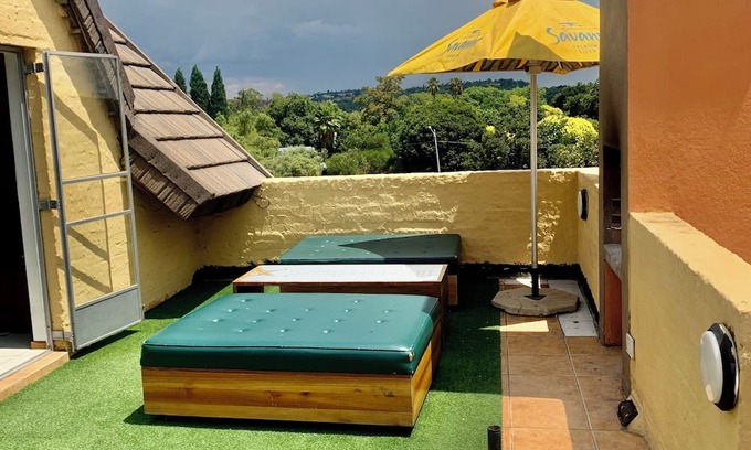 Centurion Maison | Penthouse delightful in Centurion with WiFi