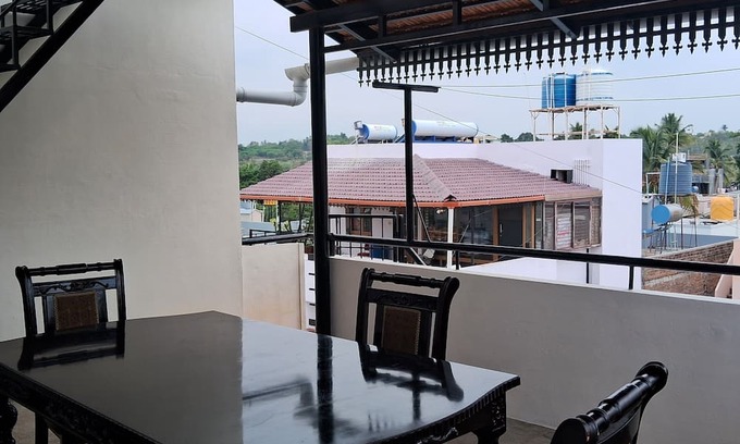 Gokulam Maison | Peacefull Two bedroom House in Gokulam close to yoga shala in heart of mysore.