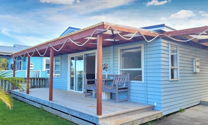 Waihi Beach Maison | Hosts on the Coast Coastal Retreat