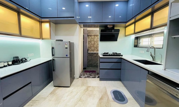 Chanda Nagar Appartement | Luxurious Garden-View Duplex in Hyderabad,4-bedroom with AC, WIFI
