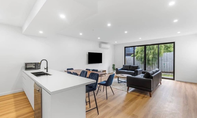 Highton Maison | Highton Getaway in Style&Comfort