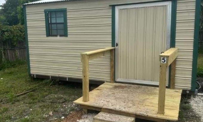 Jacksonville Cabine | Cozy cabin in enchanting Jacksonville with WiFi, AC
