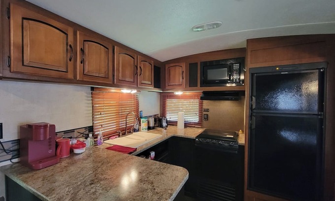 Hollywood Maison | Cozy RV in Hollywood, MD centered between Solomons Island and Leonardtown, MD