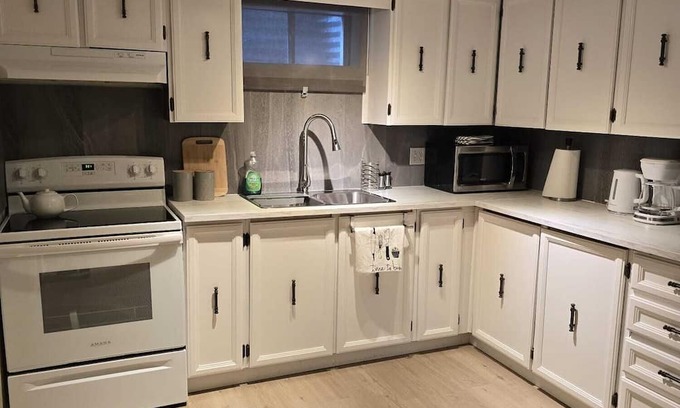 Markham Maison | Cozy Full Basement in a nice area, separate entry