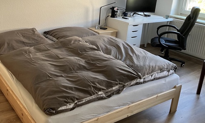 Zittau Appartement | Apartment 'Gemütliche Einraumwohnung' with Shared Garden and Wi-Fi