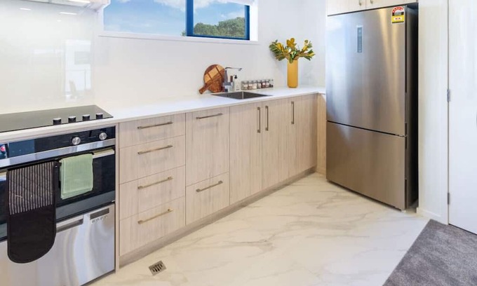 Mount Albert Maison | Serenity in Mt Albert: Contemporary 3BR 2.5 bath