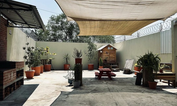 Villa Nueva Appartement | Charming 3-bedroom apartment with AC and WiFi in enchanting Amatitlán