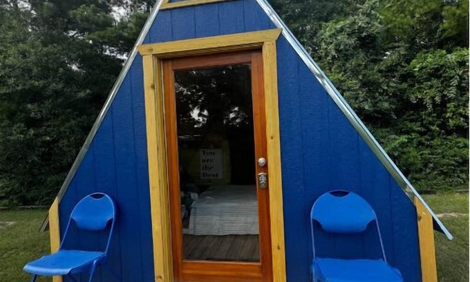 Coldspring Maison | Cozy Nature A-frame: AC, Heating, Electricity in Coldsprings